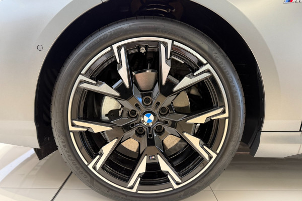 2024 BMW F70 - 1-04 118 - M Sport Hatch Image 5