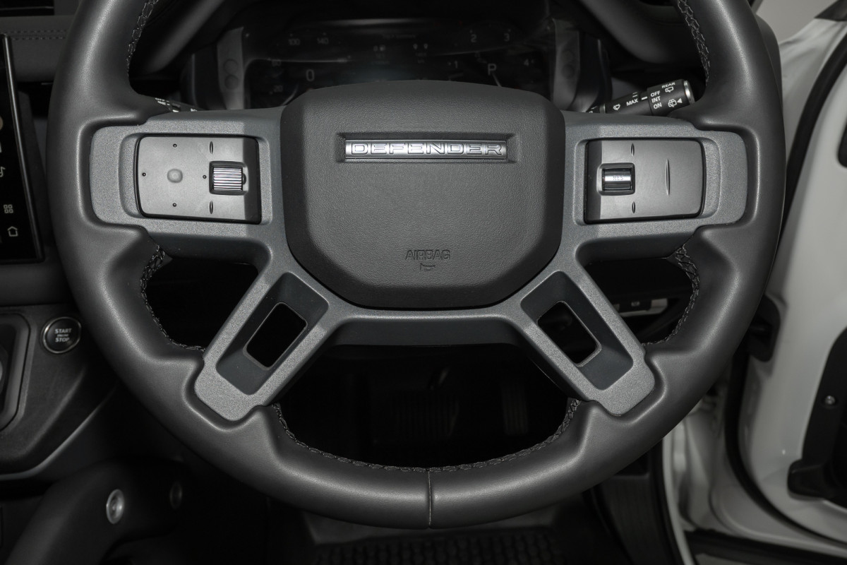 2024 Land Rover Defender L663 130 D300 X-Dynamic SE SUV