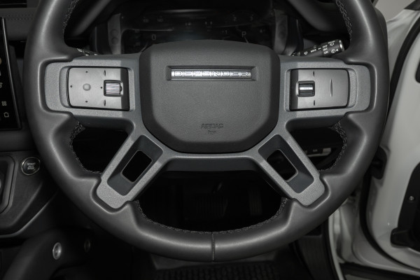 2024 Land Rover Defender L663 130 D300 X-Dynamic SE SUV Image 16