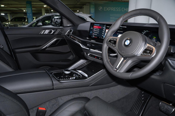 2026 BMW X6 G06 LCI M60i SUV image 10