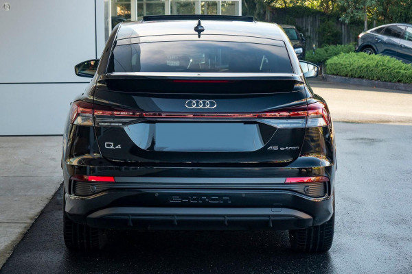 2025 Audi Q4 e-tron F4 45 SUV image 5