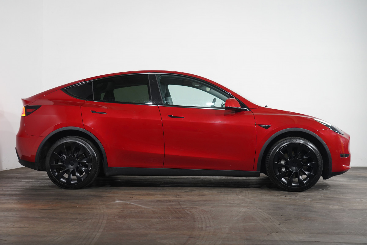 2024 Tesla Model Y Y Long Range SUV Image 4