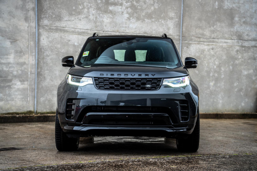 2025 Land Rover Discovery Series 5 D350 Dynamic SE SUV