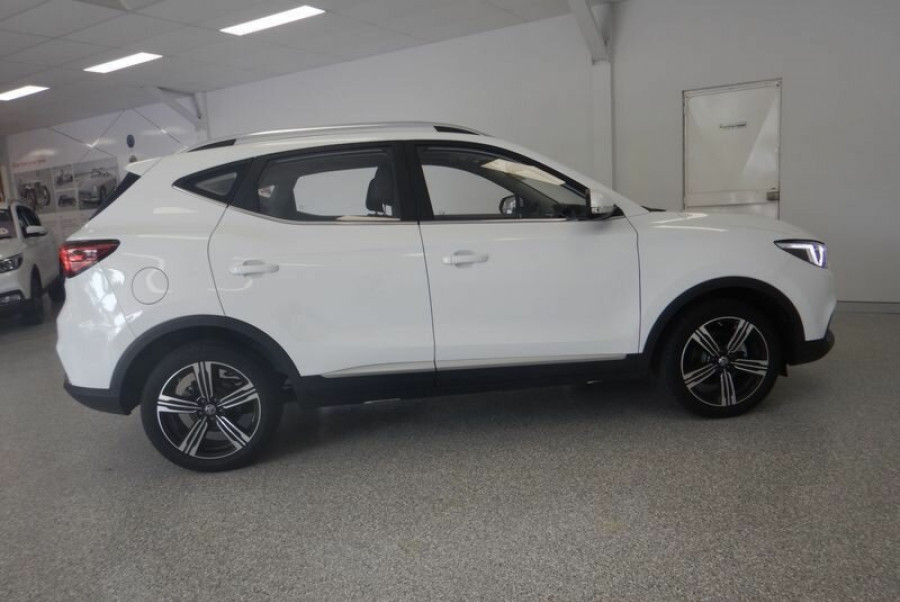 2018 MY19 MG ZS AZS1 Essence Suv