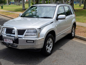 Suzuki Grand Vitara LE JB