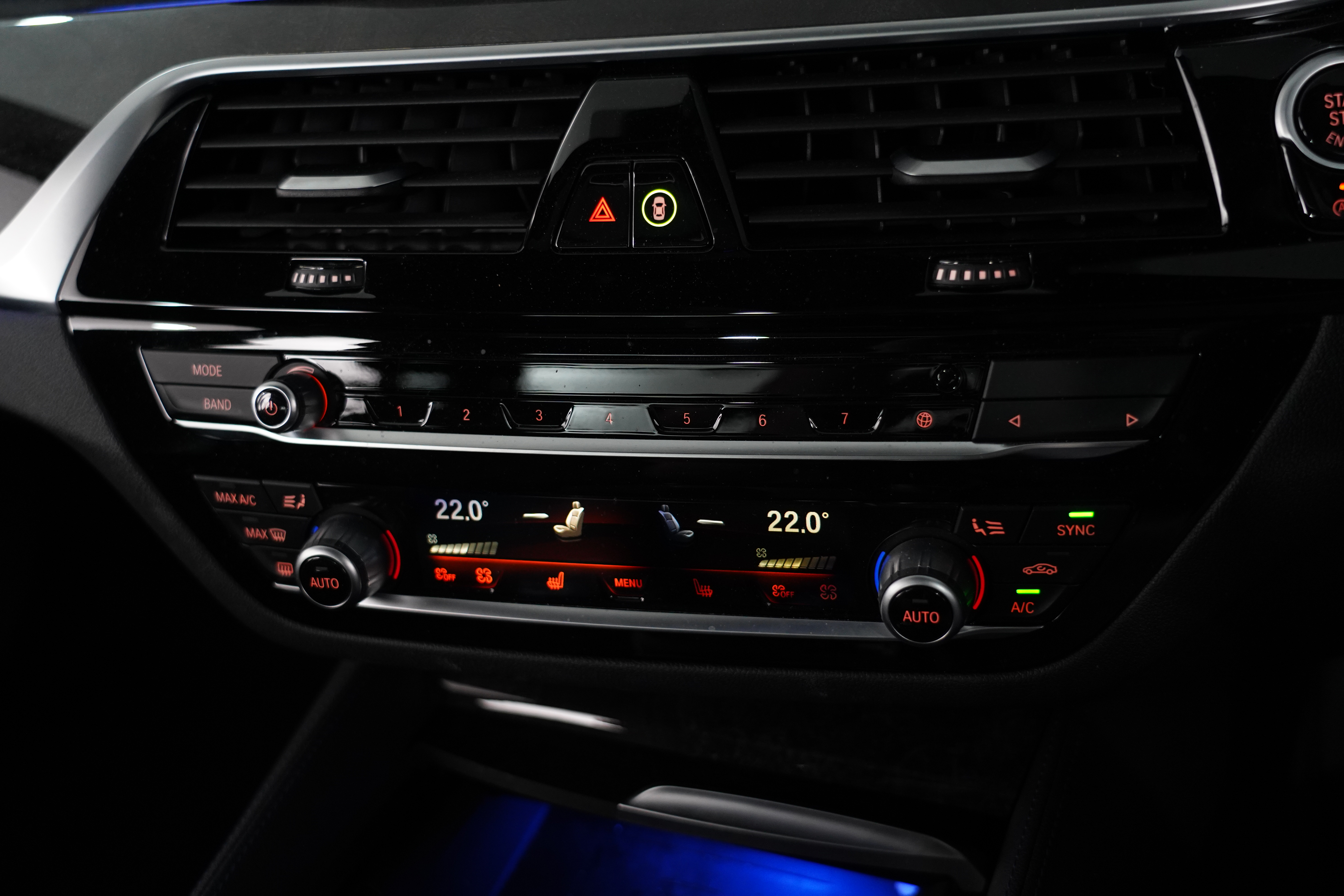 2022 BMW V8TT M550i Xdrive Pure Lci Sedan Image 36