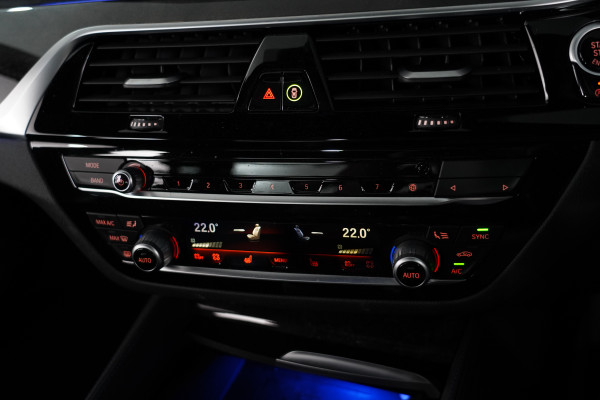 2022 BMW V8TT M550i Xdrive Pure Lci Sedan Image 36