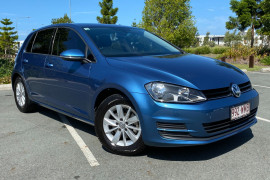 Volkswagen Golf Comfortline VII 90TSI