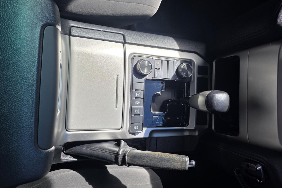 2015 MY14 Toyota LandCruiser VDJ200R GXL SUV Image 23