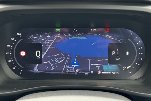 2025 Volvo XC40 XZ Plus B4 SUV Image 15
