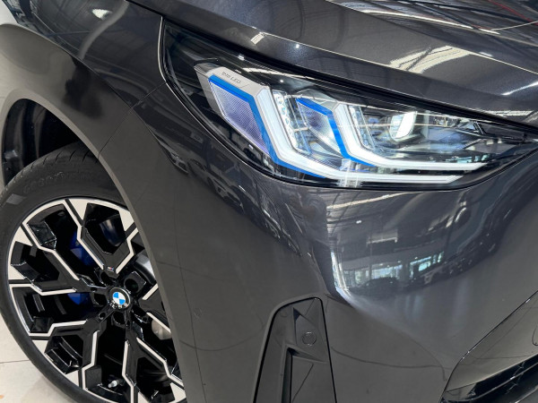 2026 MY25 BMW X3 G45 30e xDrive SUV image 2