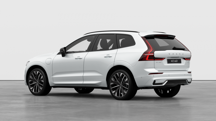 2026 Volvo XC60 UZ Ultra T8 Plug-in Hybrid Dark SUV Image 3