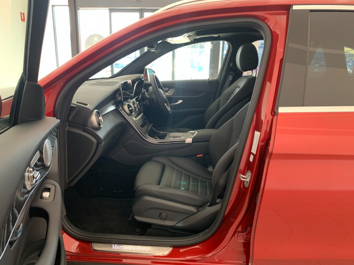 2020 Mercedes-Benz C Class GLC300 4M FL Wagon Image 5