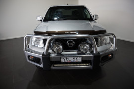2014 Nissan Navara D40 S6 Turbo ST Utility crew cab