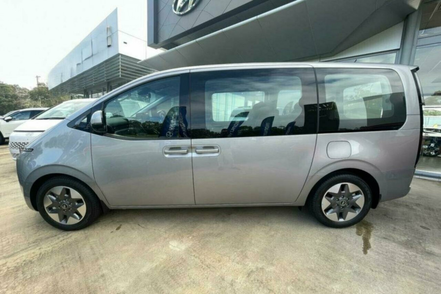 2025 Hyundai Staria US4.V3  People Mover Image 7