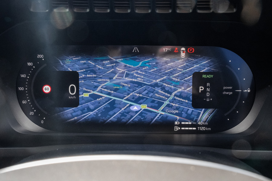 2026 Volvo XC90 L Series Plus T8 Plug-in Hybrid Dark SUV Image 13