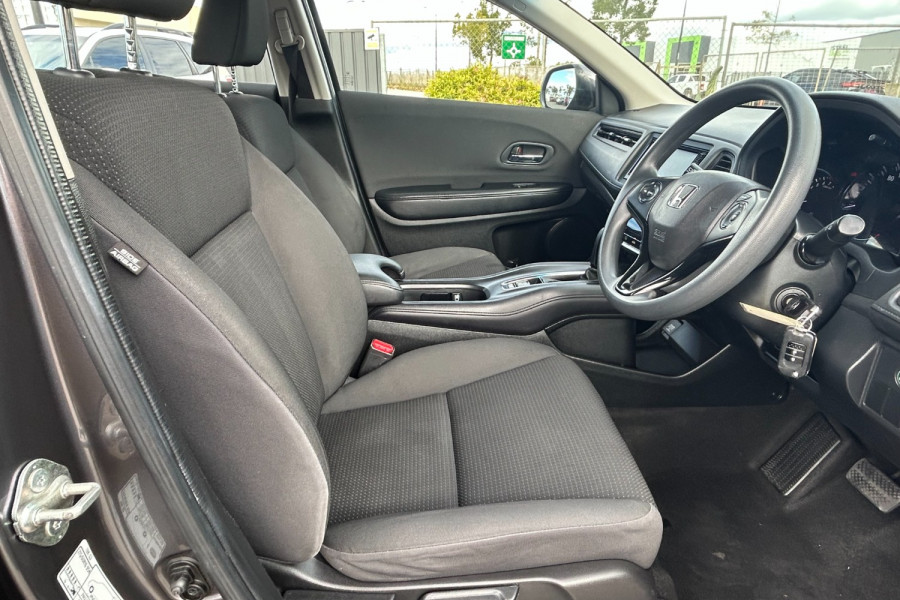 2019 Honda HR-V VTi SUV Image 9