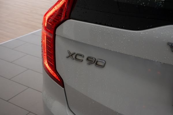 2015 MY16 Volvo XC90 L Series T6 Inscription SUV image 24