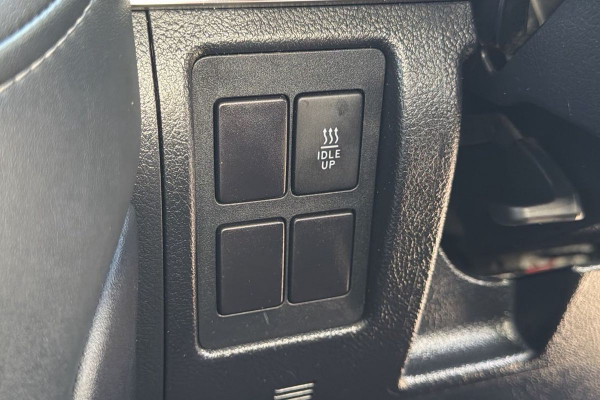 2019 Toyota LandCruiser VDJ200R VX SUV Image 22