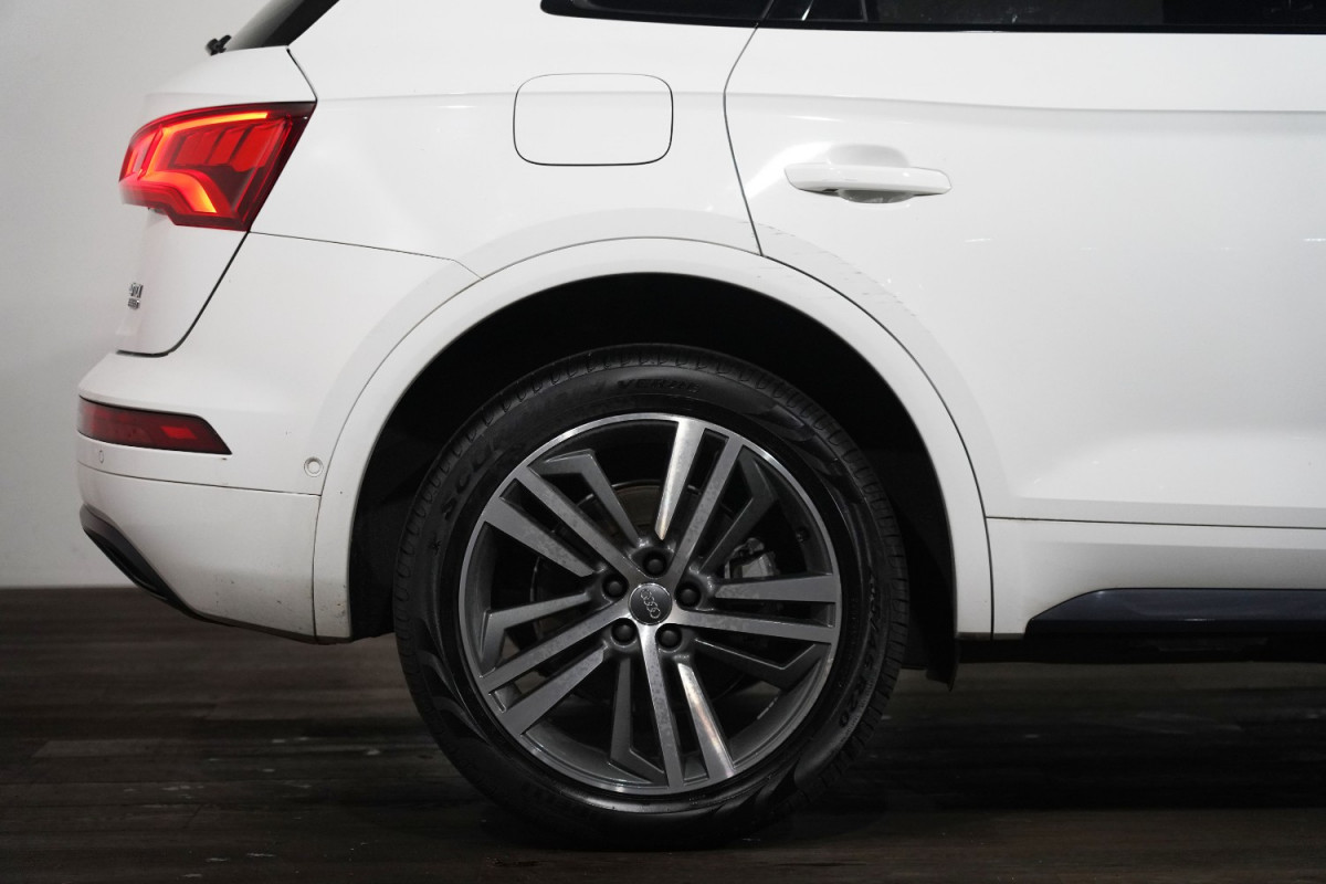 2019 Audi Q5 40 Tdi Quattro Sport SUV Image 6