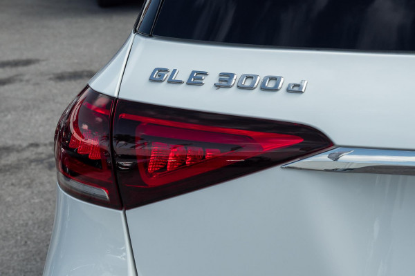 2021 Mercedes-Benz GLE-Class V167 GLE300 d SUV image 23