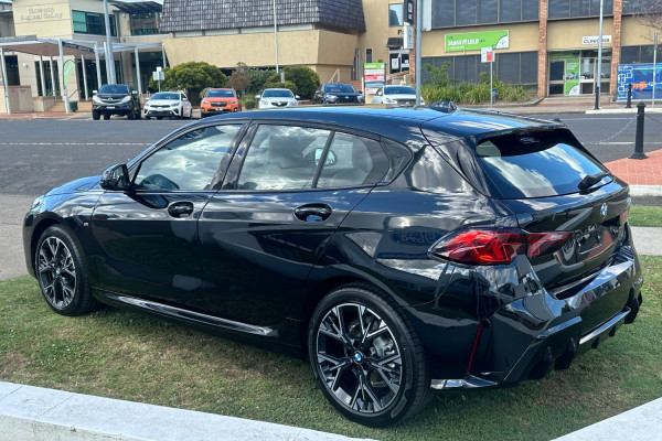 2024 BMW F70 -118 Hatch Hatch Image 5