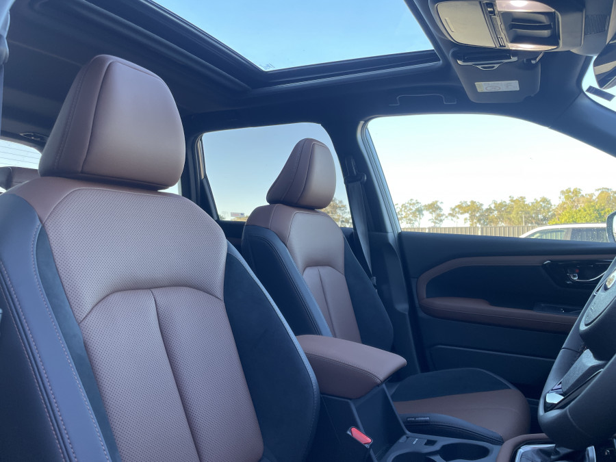 2026 Subaru Forester S6 Hybrid Touring SUV Image 12