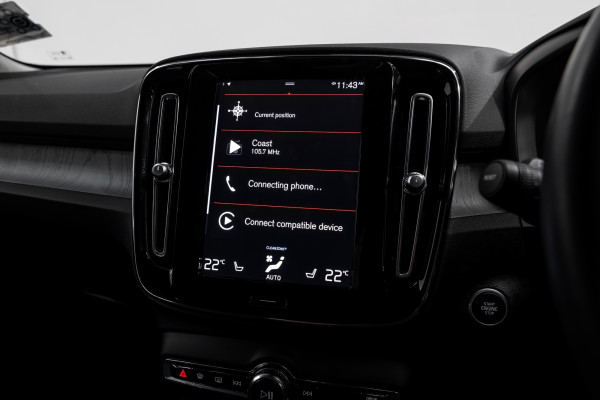 2022 Volvo XC40 XZ T4 Inscription Petrol AWD SUV Image 17