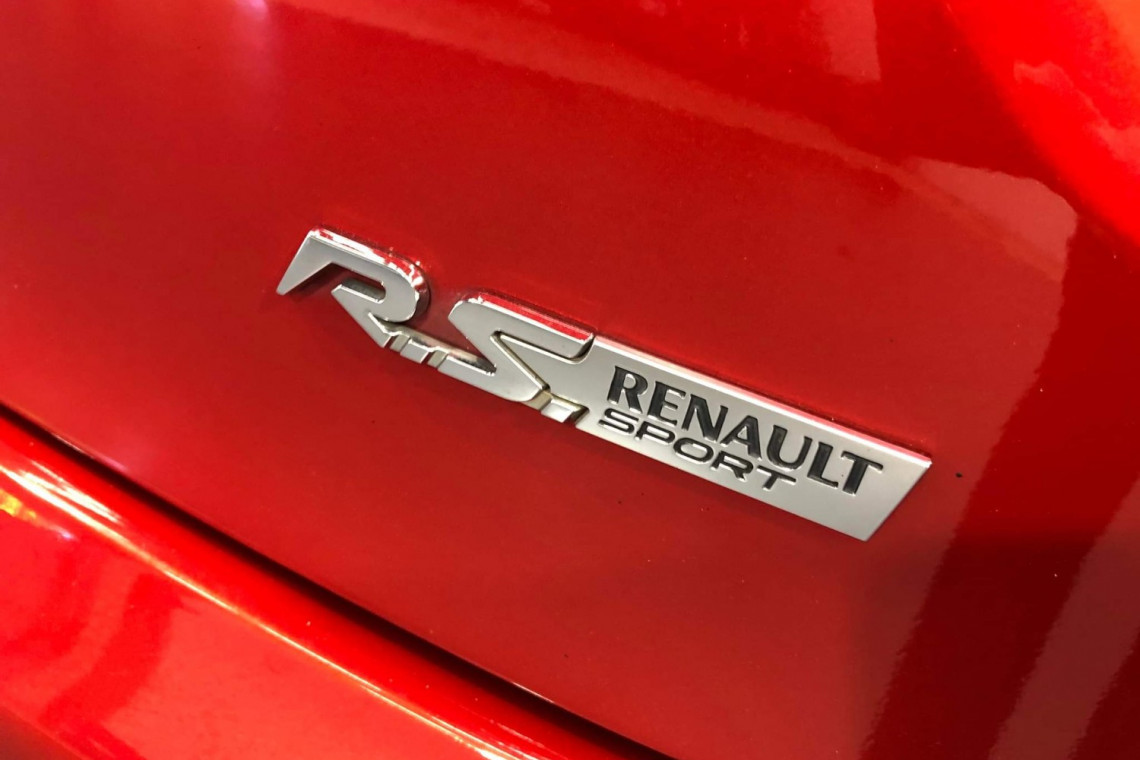 2014 MY15 Renault Clio R.S. IV B98 Sport Hatch Image 19