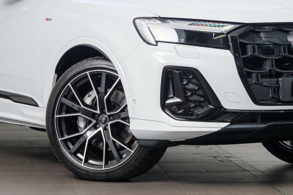 2026 MY25 Audi Q7 4M TDI 210kW S line SUV image 6