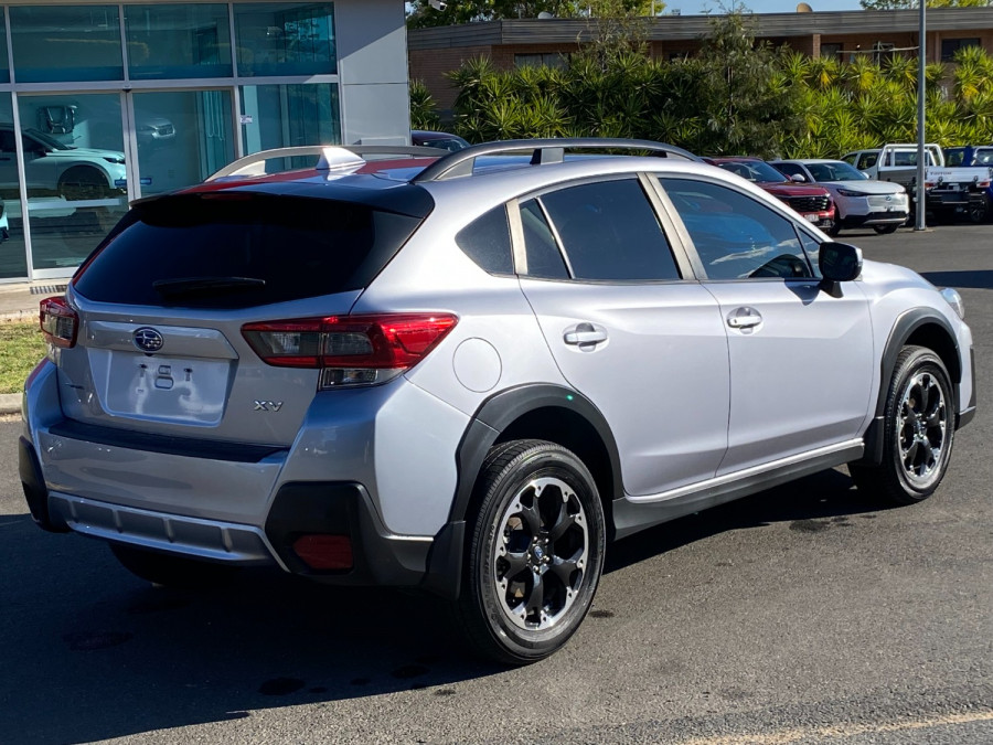 2022 Subaru XV G5-X 2.0i-L SUV Image 7