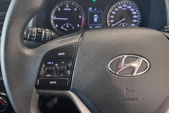 2016 Hyundai Tucson TLe Active X SUV Image 21