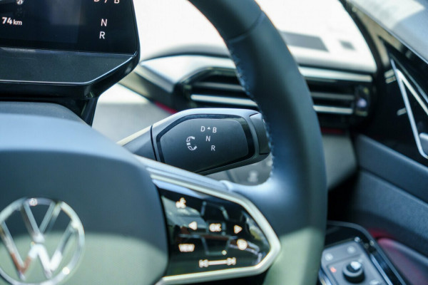 2025 Volkswagen ID. 5 E2 Pro SUV Image 12