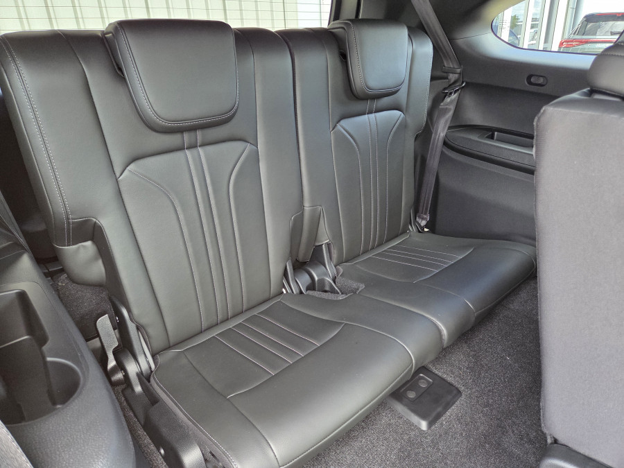 2025 MY25.5 Isuzu MU-X RJ LS-T SUV Image 11