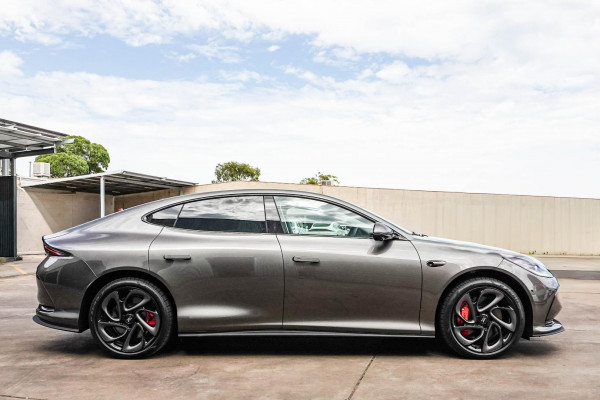 2025 MG IM5 P12L Performance Hatch Image 6