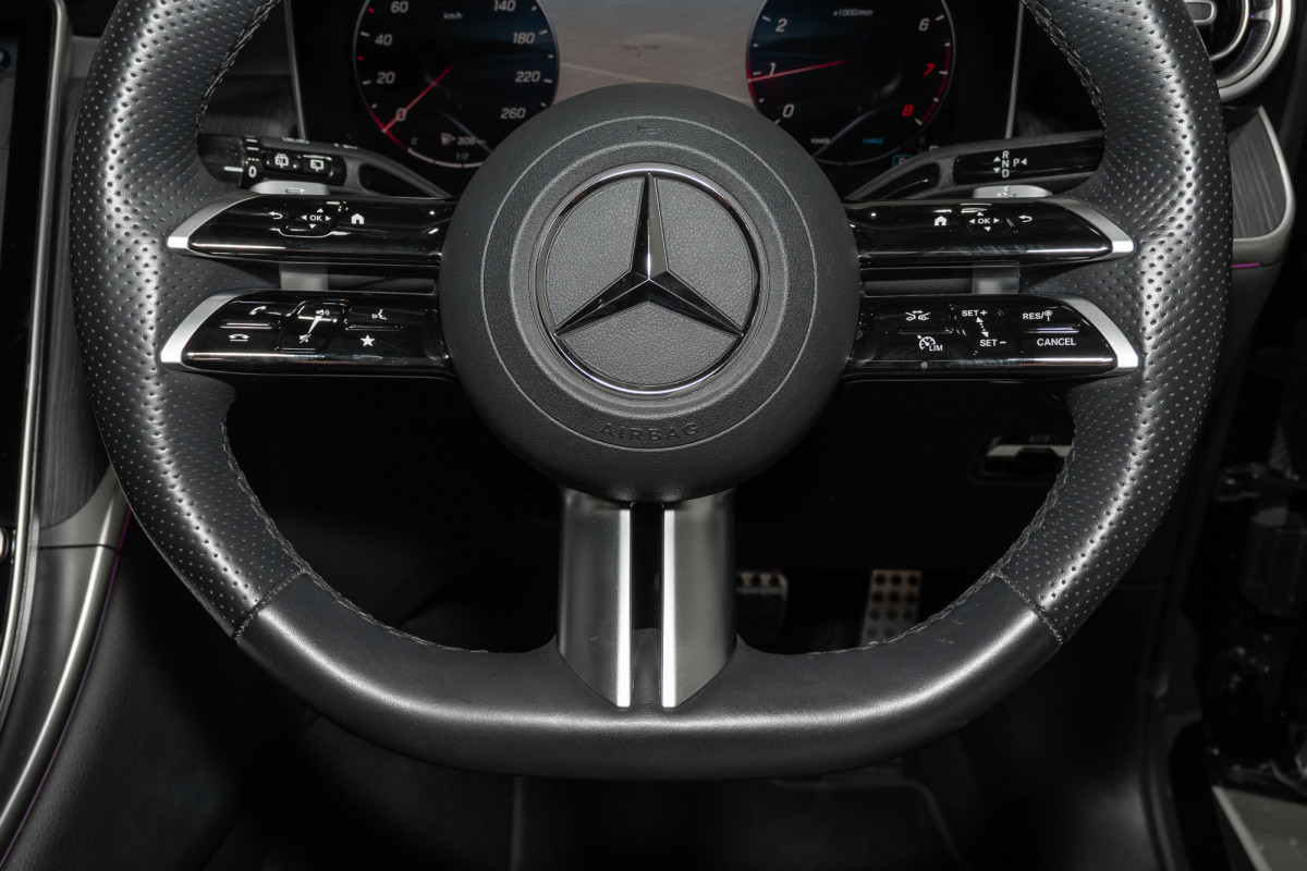 2025 Mercedes-Benz GLC-Class GLC300 SUV
