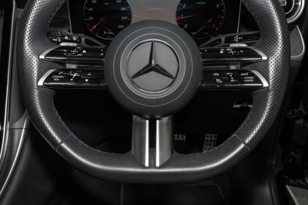 2025 Mercedes-Benz GLC-Class GLC300 SUV image 16