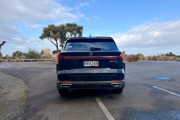 2026 MG QS Essence SUV Image 4