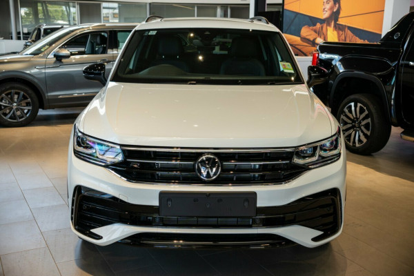 2024 Volkswagen Tiguan 5N Wolfsburg Edition Allspace SUV Image 5