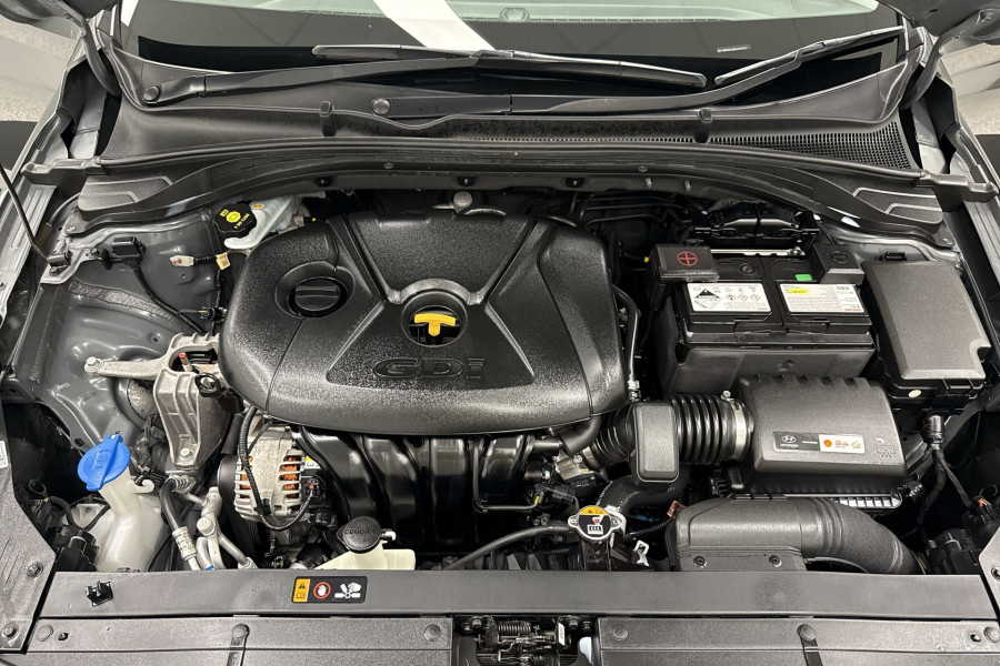 2020 Hyundai i30 PD2 Active Hatch Image 11