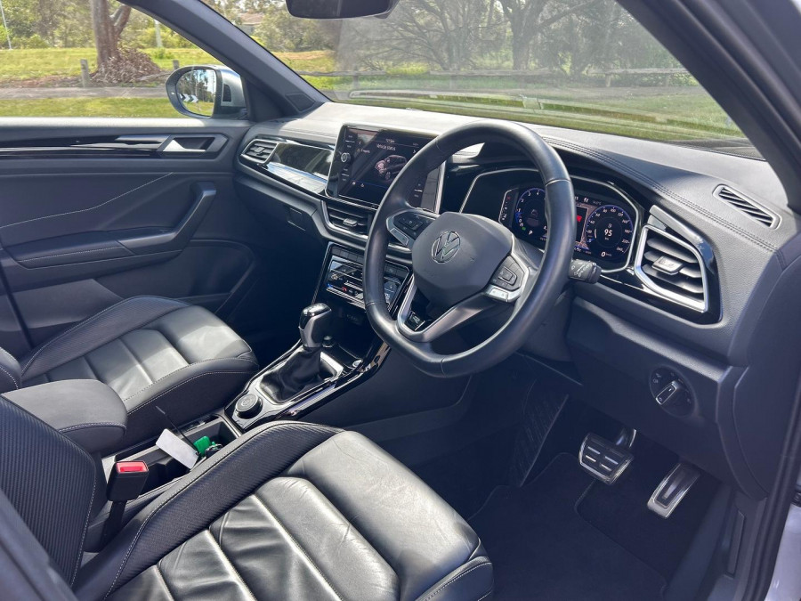 2024 Volkswagen T-Roc D11 140TSI R-Line SUV Image 15