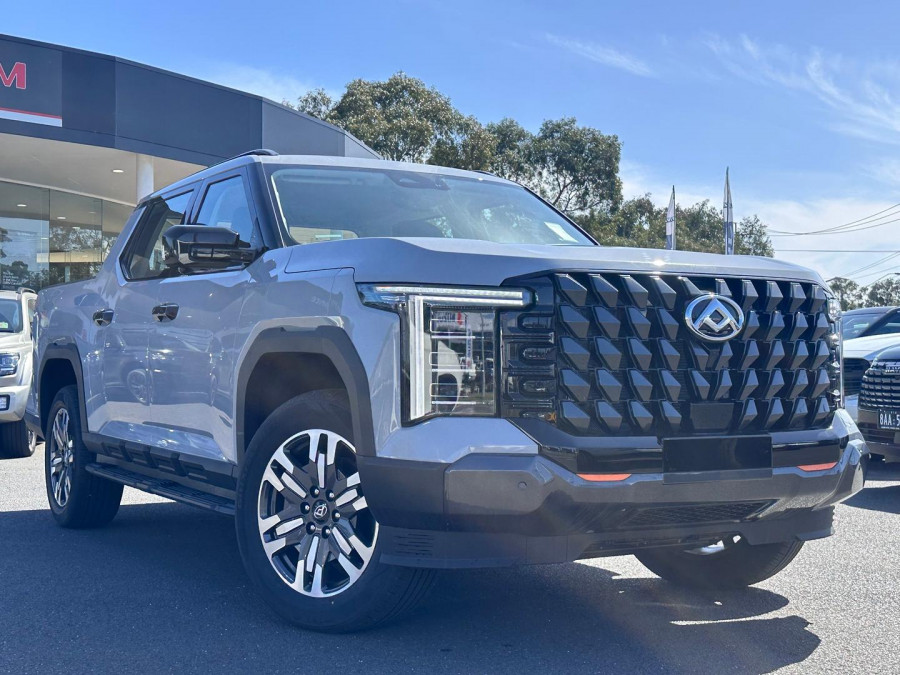 2025 LDV Terron 9 EKK1C Evolve Ute Image 1