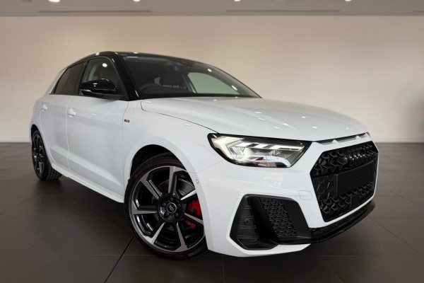 Audi A1 40 TFSI S line GB