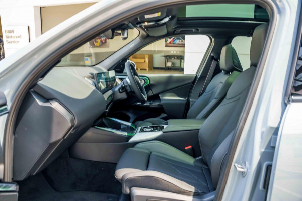2025 BMW X3 G45 40d xDrive SUV image 8