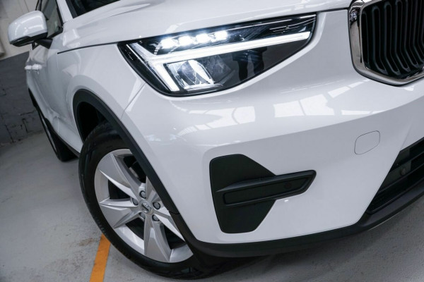 2025 MY26 Volvo XC40 XZ Plus B4 SUV Image 2