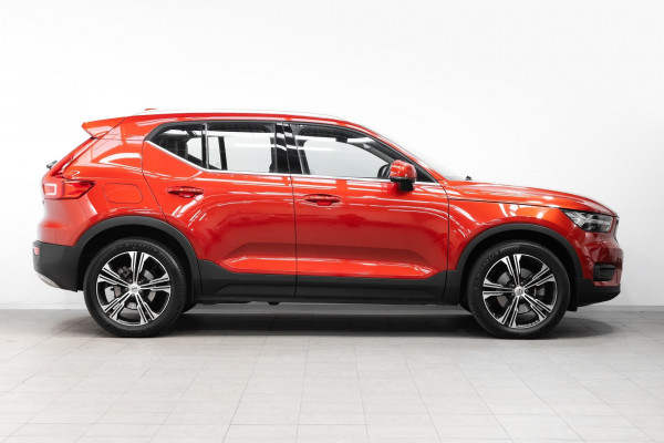 2022 Volvo XC40 XZ T4 Inscription Petrol AWD SUV Image 3