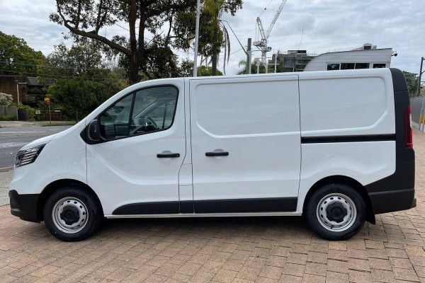 2024 Renault Trafic X82 Pro Van
