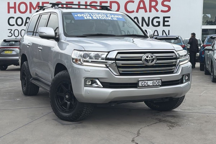 2017 Toyota LandCruiser VDJ200R VX SUV Image 1