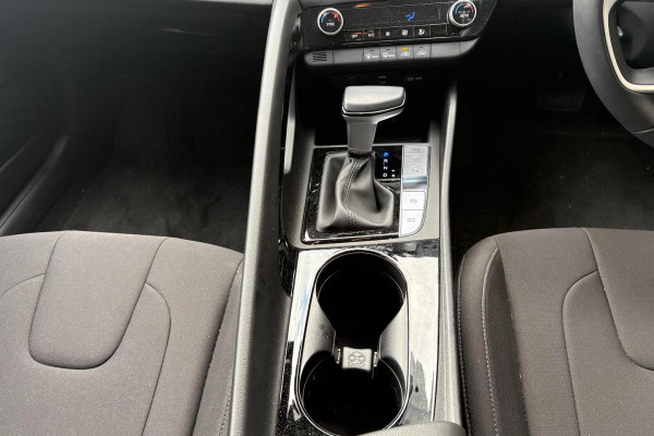 2026 Hyundai i30 CN7.V4 Hybrid Sedan Image 11