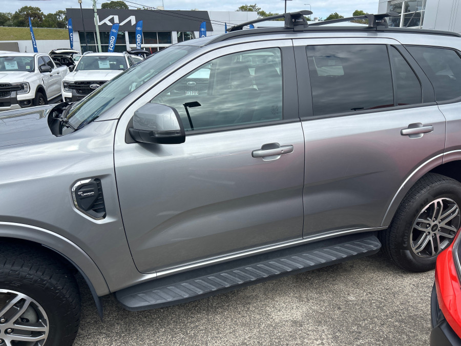 2022 Ford Everest UB Trend SUV Image 3